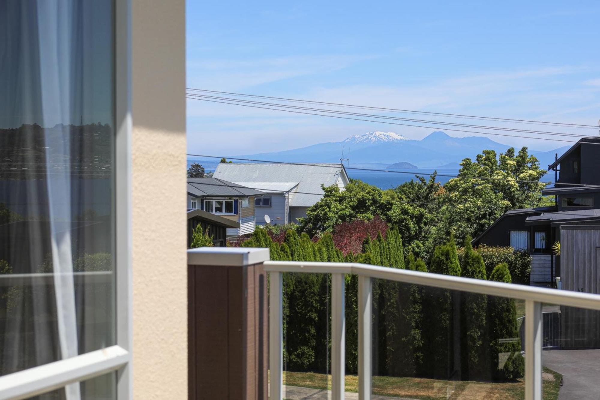 Top Of The Lake - Lago Taupo Exterior foto